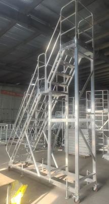 高さ4m 2階の軽アルミ階段 倉庫用棚用ラックに簡単に移動