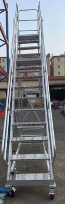 高さ4m 2階の軽アルミ階段 倉庫用棚用ラックに簡単に移動